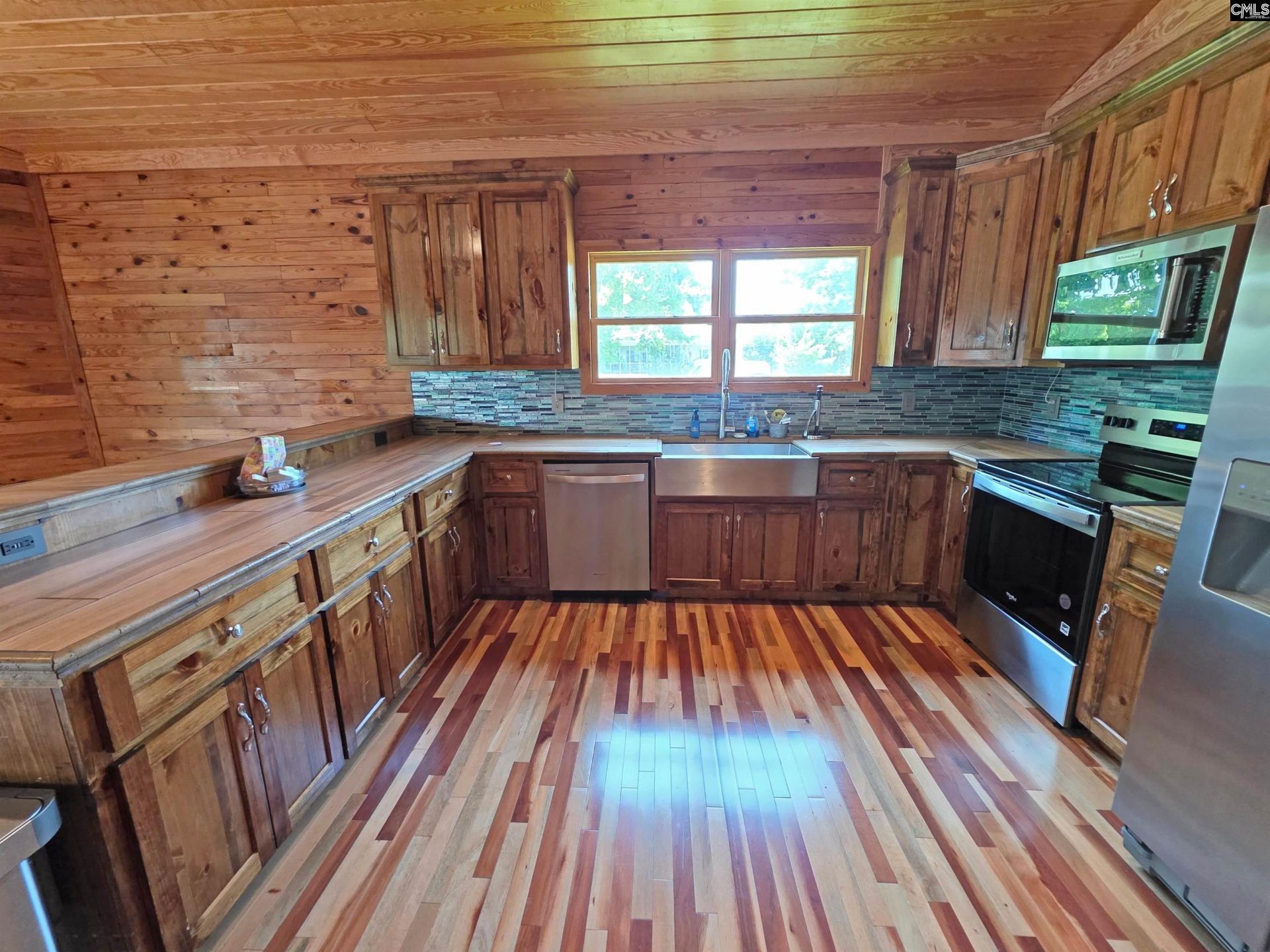 708 Gum Swamp Road Photo 9