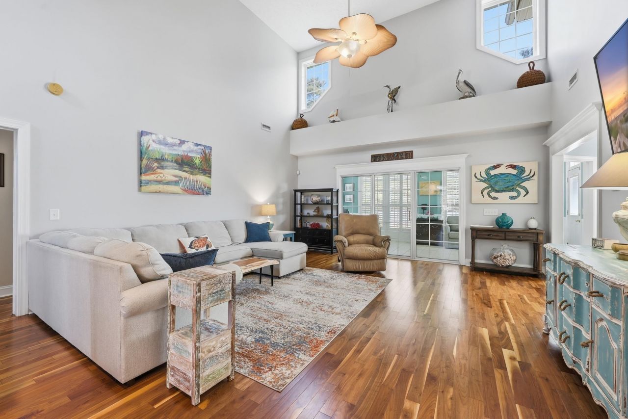 353 Green Creek Bay Circle Photo 10