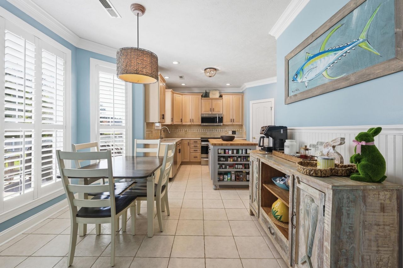 353 Green Creek Bay Circle Photo 12