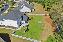 353 Green Creek Bay Circle photo 4