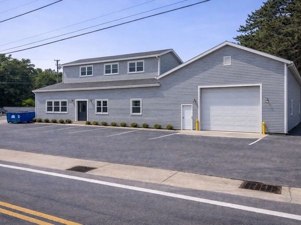 00 Confidential, Dartmouth, MA 02747