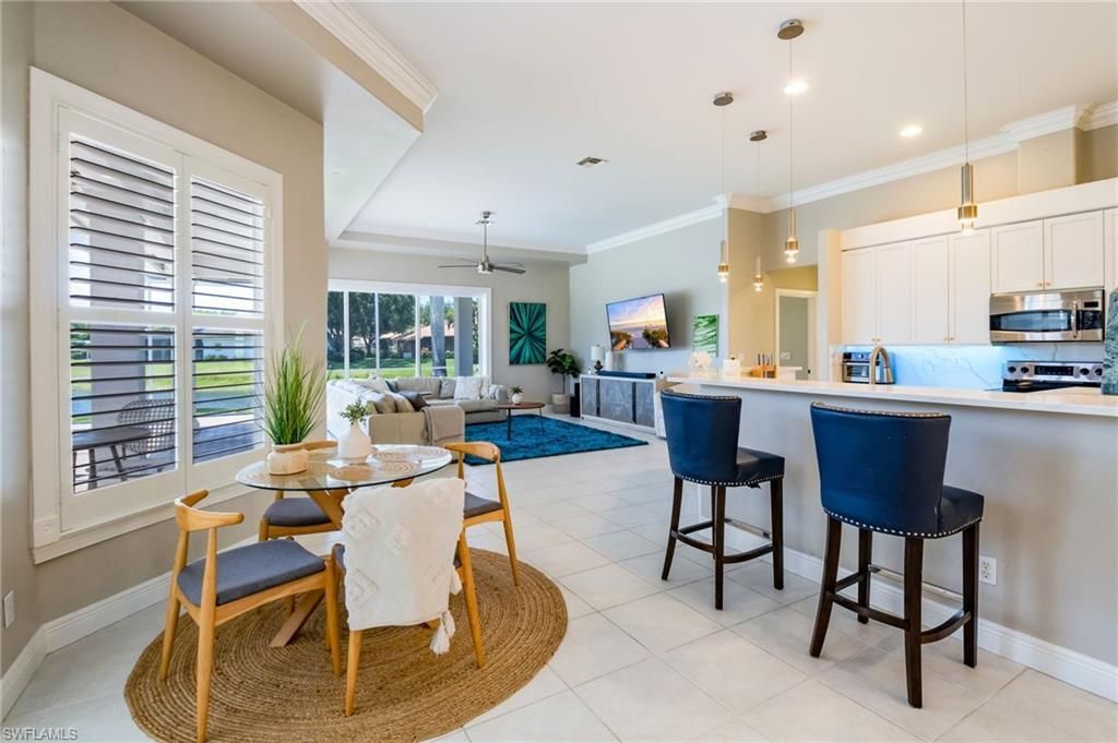 11723 Longshore Way E, Naples, FL 34119 Photo