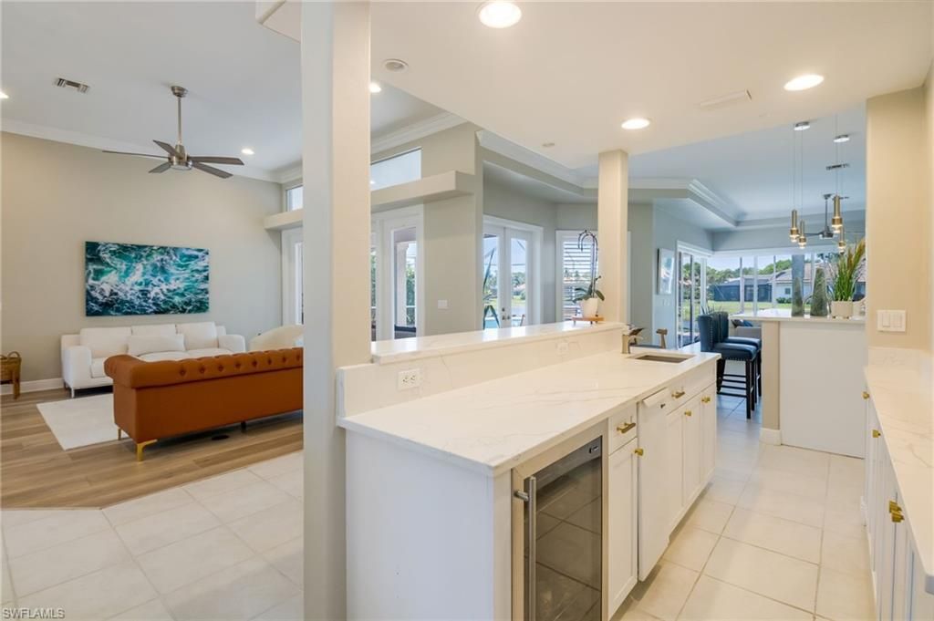 11723 Longshore Way E, Naples, FL 34119 Photo