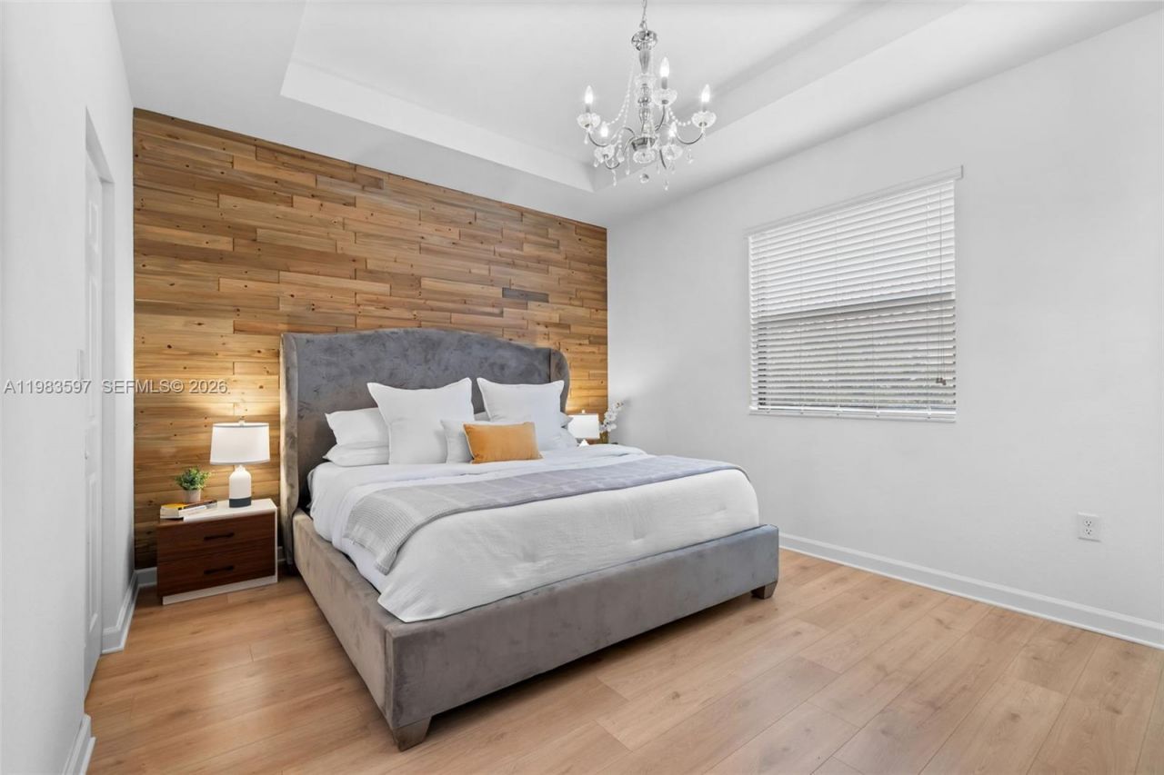 9380 W 33rd Ln , Hialeah, FL 33018 Photo