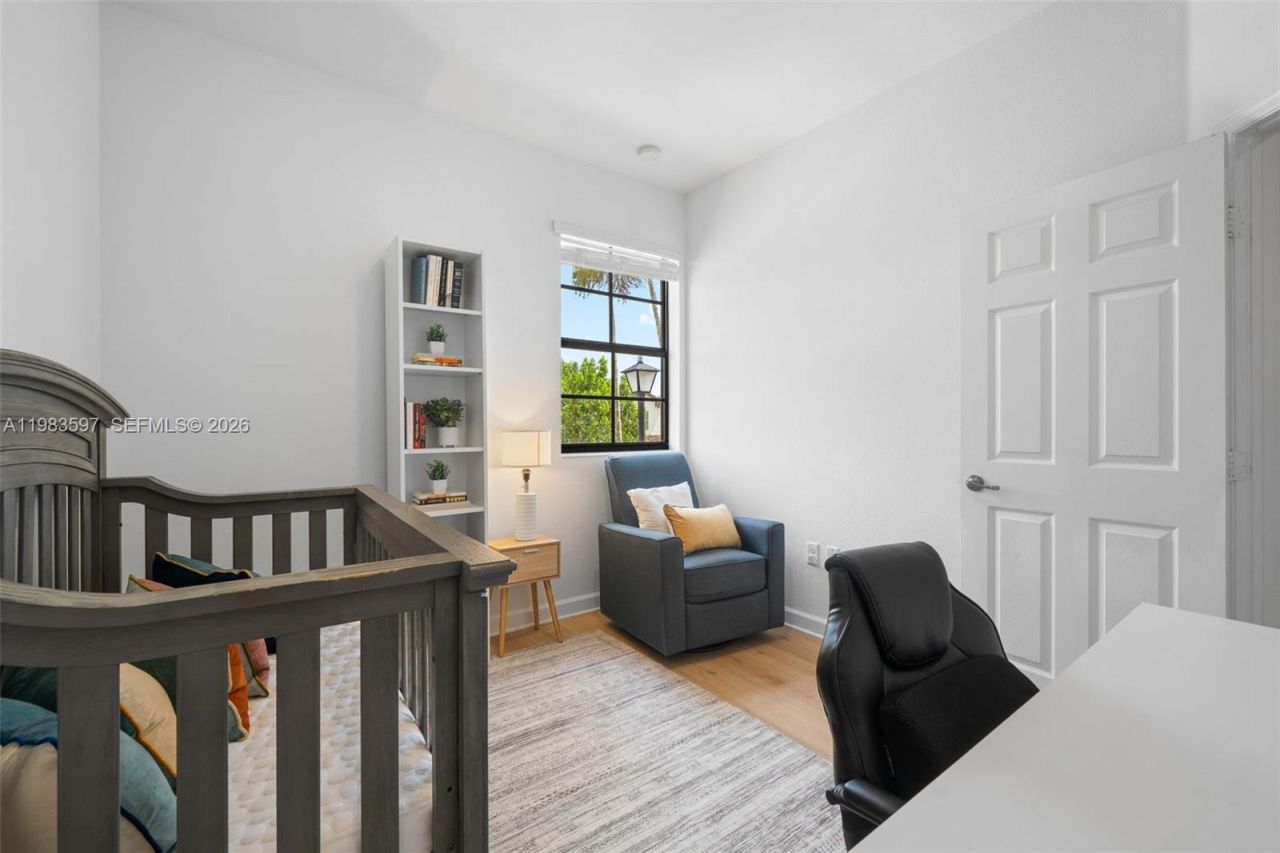 9380 W 33rd Ln , Hialeah, FL 33018 Photo