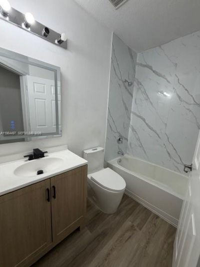 11601 NW 89th St, Unit 202, Doral, FL 33178 Photo