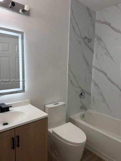 11601 NW 89th St, Unit 202, Doral, FL 33178 Photo