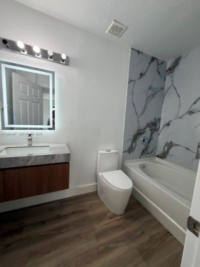 11601 NW 89th St, Unit 202, Doral, FL 33178 Photo