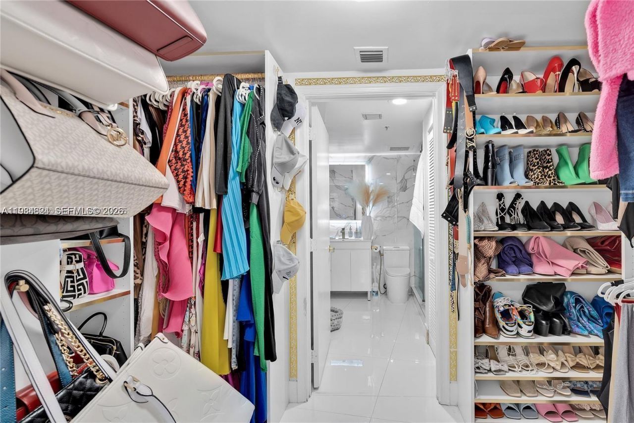 1750 N Bayshore Dr , Unit 1709, Miami, FL 33132 Photo