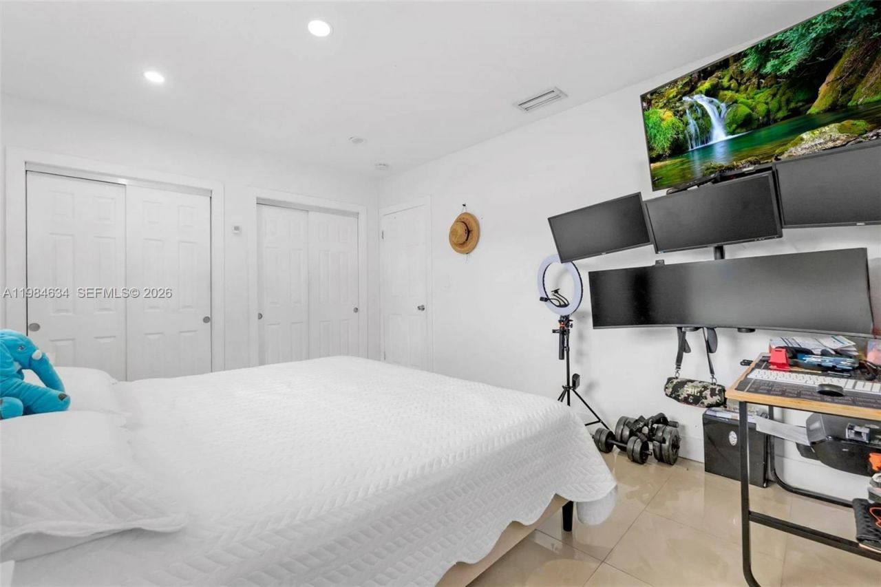 1820 N 27th Ave , Hollywood, FL 33020 Photo