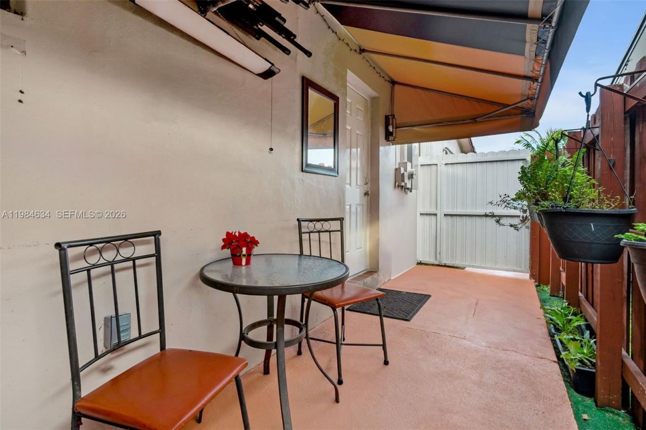 1820 N 27th Ave , Hollywood, FL 33020 Photo