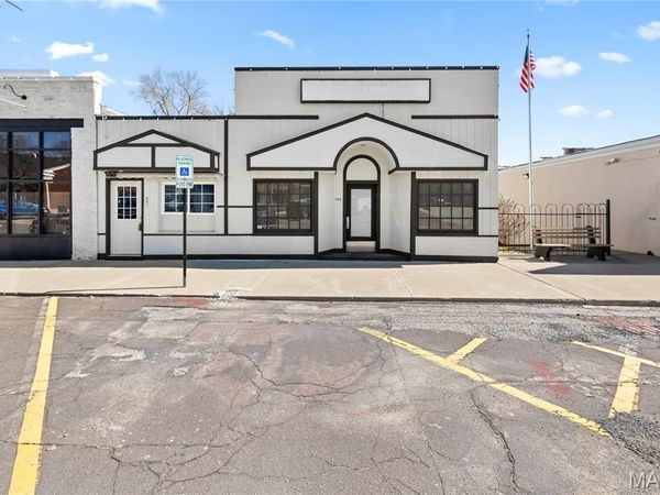 441 & 443 S Main Street , Hillsboro, IL 62049