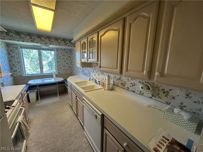 520 Meredith Lane, Unit 502, Cuyahoga Falls, OH 44223 Photo 10