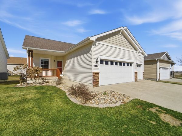 13007 Alpine Drive, Urbandale, IA 50323