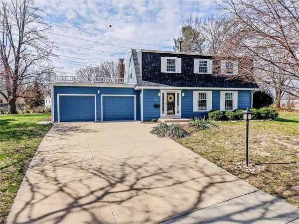 556 Mahaska Court, Iowa City, IA 52246