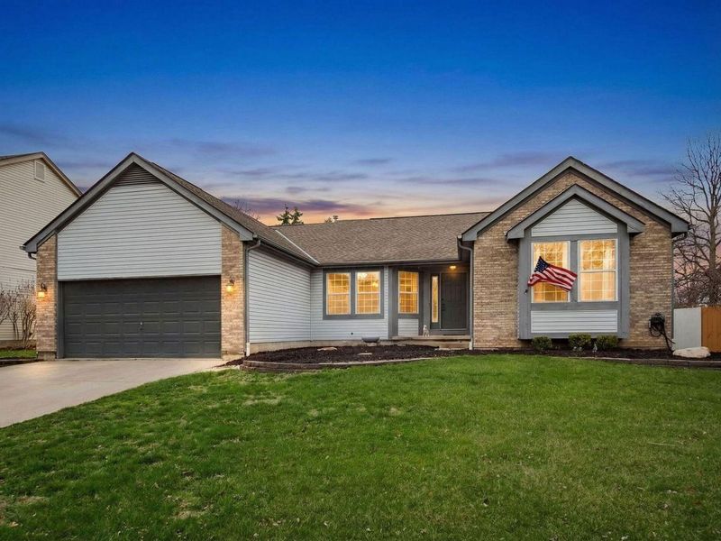 3226 Summer Glen Drive, Grove City, OH 43123 Photo 2