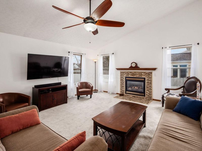 3226 Summer Glen Drive, Grove City, OH 43123 Photo 6