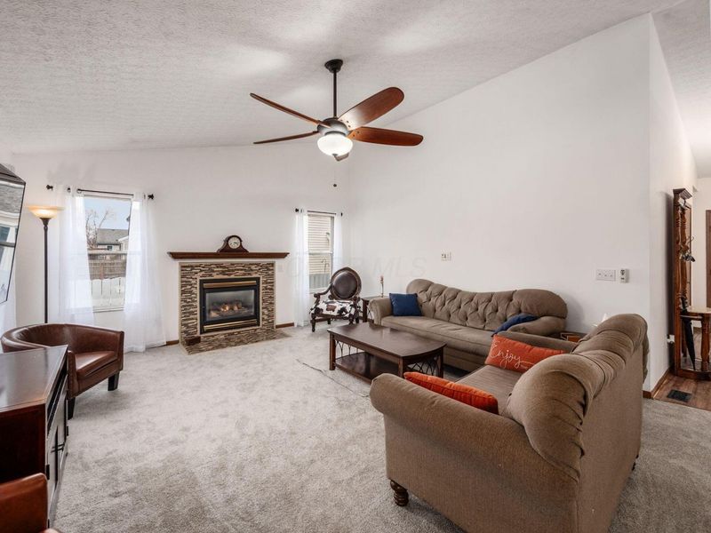 3226 Summer Glen Drive, Grove City, OH 43123 Photo 8