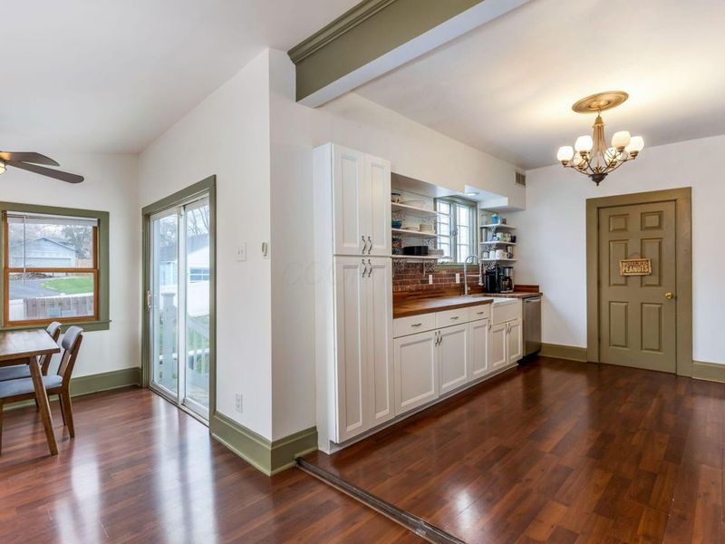 290 N Liberty Street , Delaware, OH 43015 Photo 19