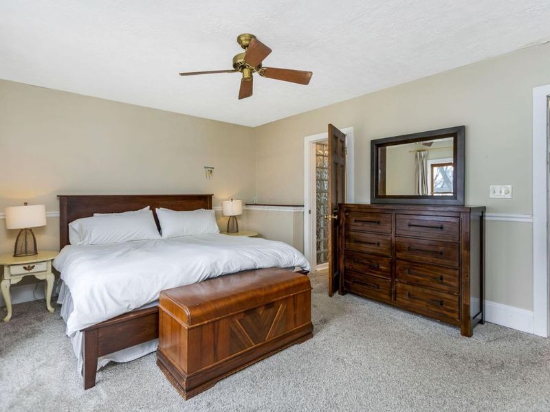 290 N Liberty Street , Delaware, OH 43015 Photo 27