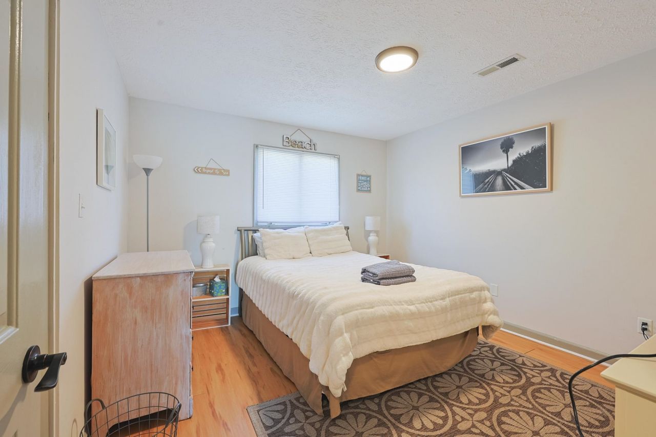 900 Deer Creek Rd. Photo 15