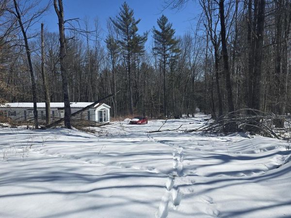 30 Nash Lane , Fairfield, ME 04937