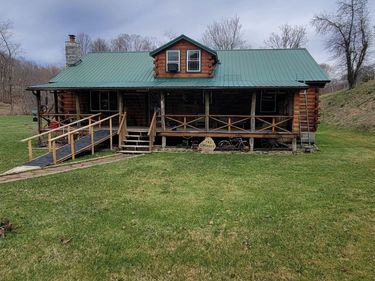 111 Cravens Run, Elkins, WV 26421