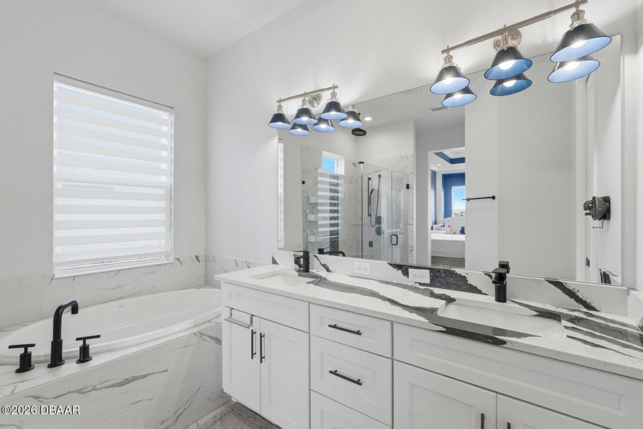 321 Aquamarine Way, Daytona Beach, FL 32124 Photo