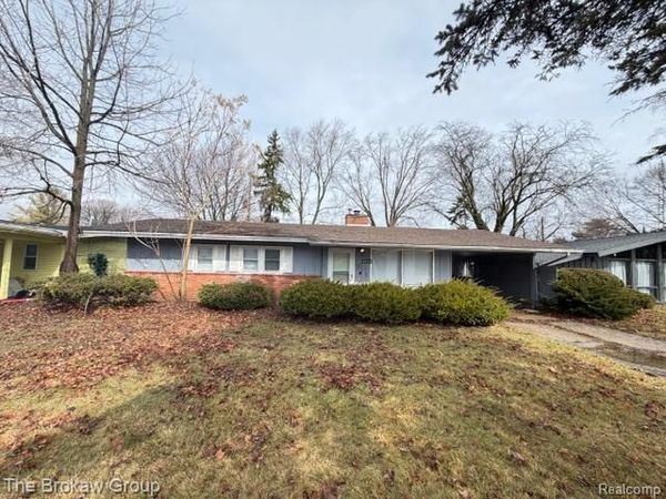 1814 Penbrook Lane, Flint, MI 48507