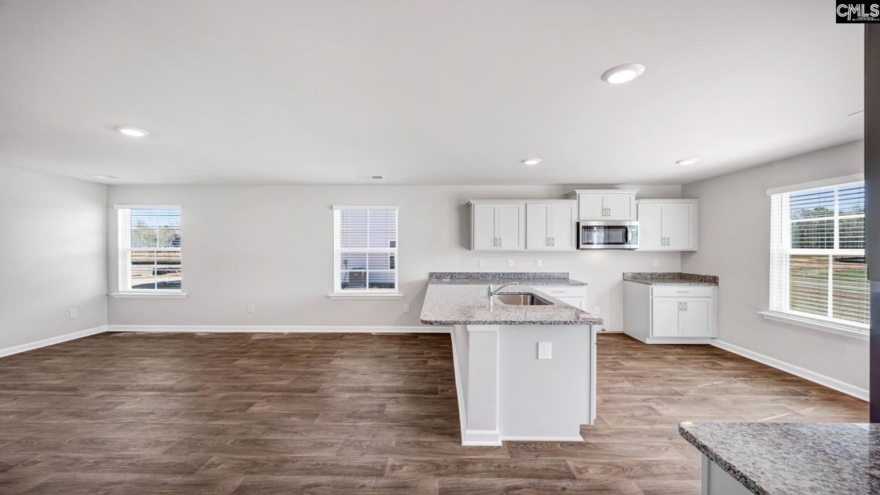 157 Stamford Road Photo 6