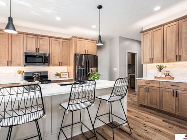 9435 Breashears Street, Lincoln, NE 68516