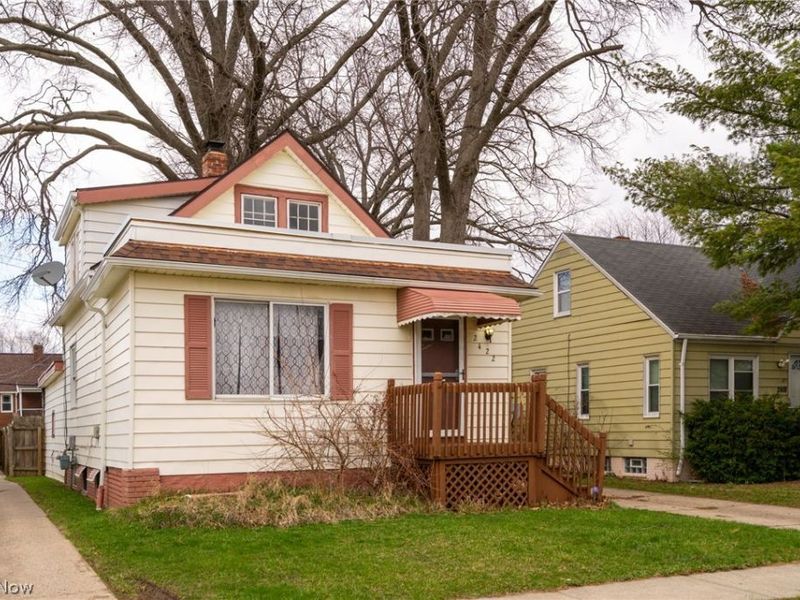 2422 North Avenue, Parma, OH 44134 Photo 2