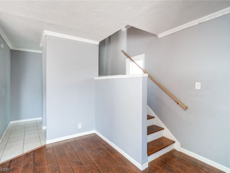 2422 North Avenue, Parma, OH 44134 Photo 9