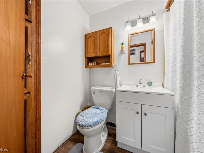 6040 Reynolds Road, Mentor on the Lake, OH 44060 Photo 19