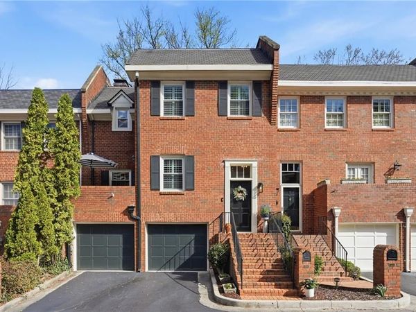 423 Jefferson Circle, Unit 423, Atlanta, GA 30328