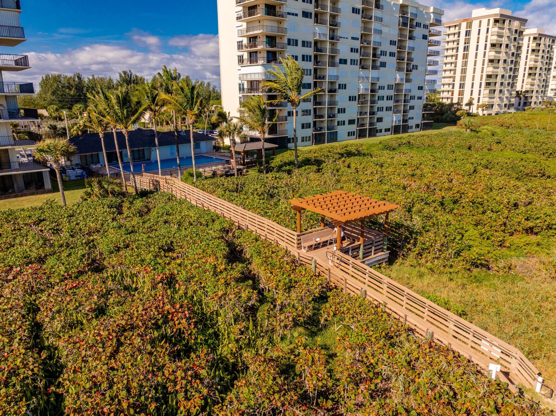 4200 N Hwy A1a, Unit 812, Hutchinson Island, FL 34949 Photo