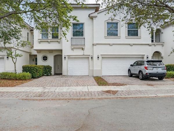 7054 Ambrosia LN , Unit 3305, NAPLES, FL 34119