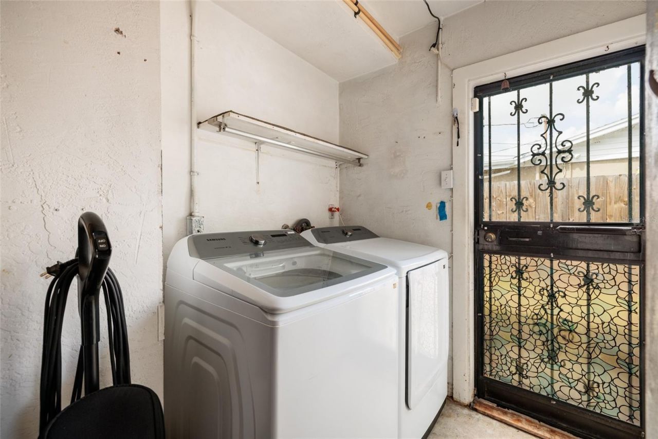 6822 21st Street N, Saint Petersburg, FL 33702 Photo