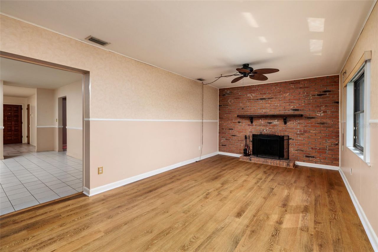 6822 21st Street N, Saint Petersburg, FL 33702 Photo