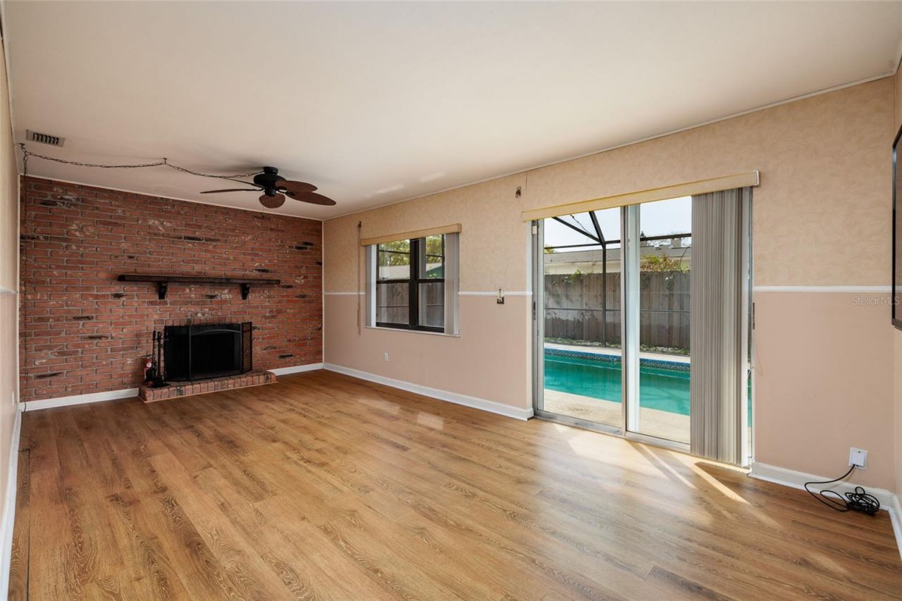 6822 21st Street N, Saint Petersburg, FL 33702 Photo