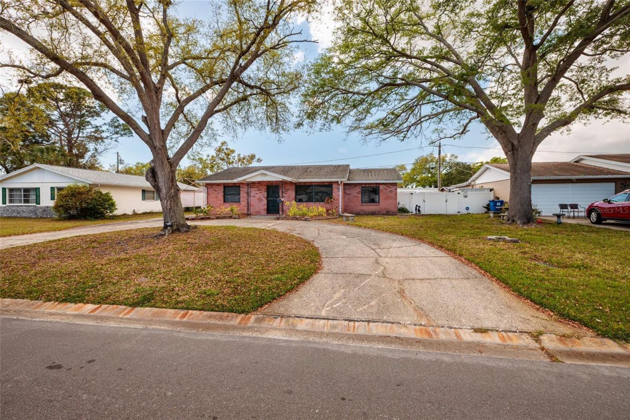 6822 21st Street N, Saint Petersburg, FL 33702 Photo