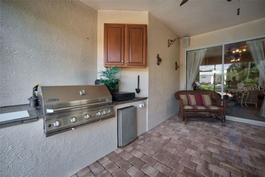 6614 64th Terrace E, Bradenton, FL 34203 Photo