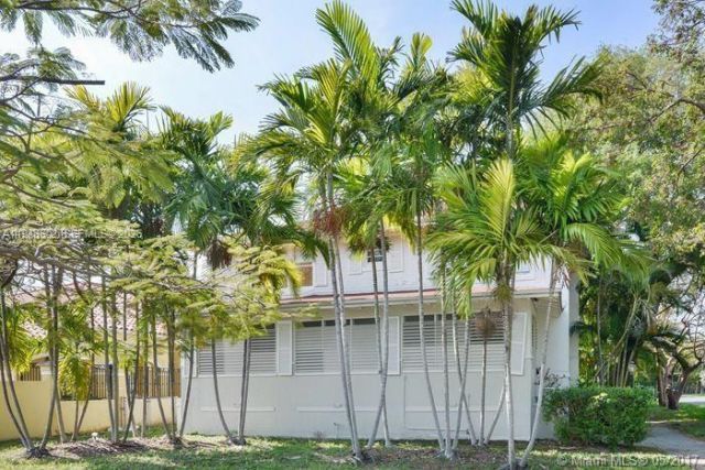 2000 S Miami Ave , Miami, FL 33129 Photo