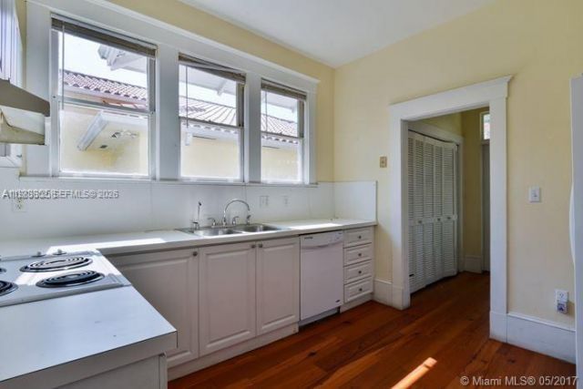 2000 S Miami Ave , Miami, FL 33129 Photo