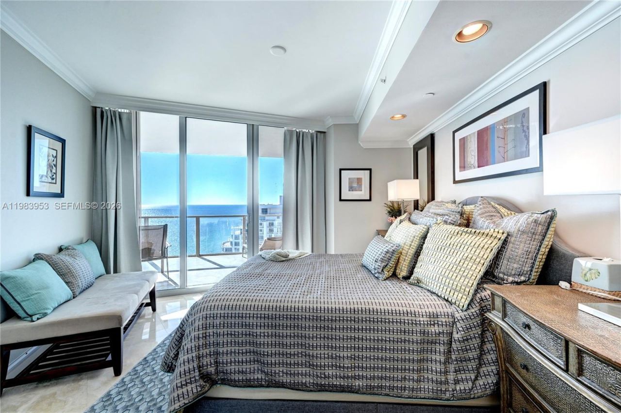 3101 S Ocean Dr , Unit 3203, Hollywood, FL 33019 Photo