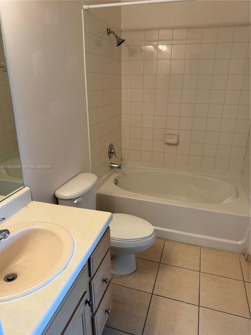 6001 SW 70th St, Unit 531, South Miami, FL 33143 Photo