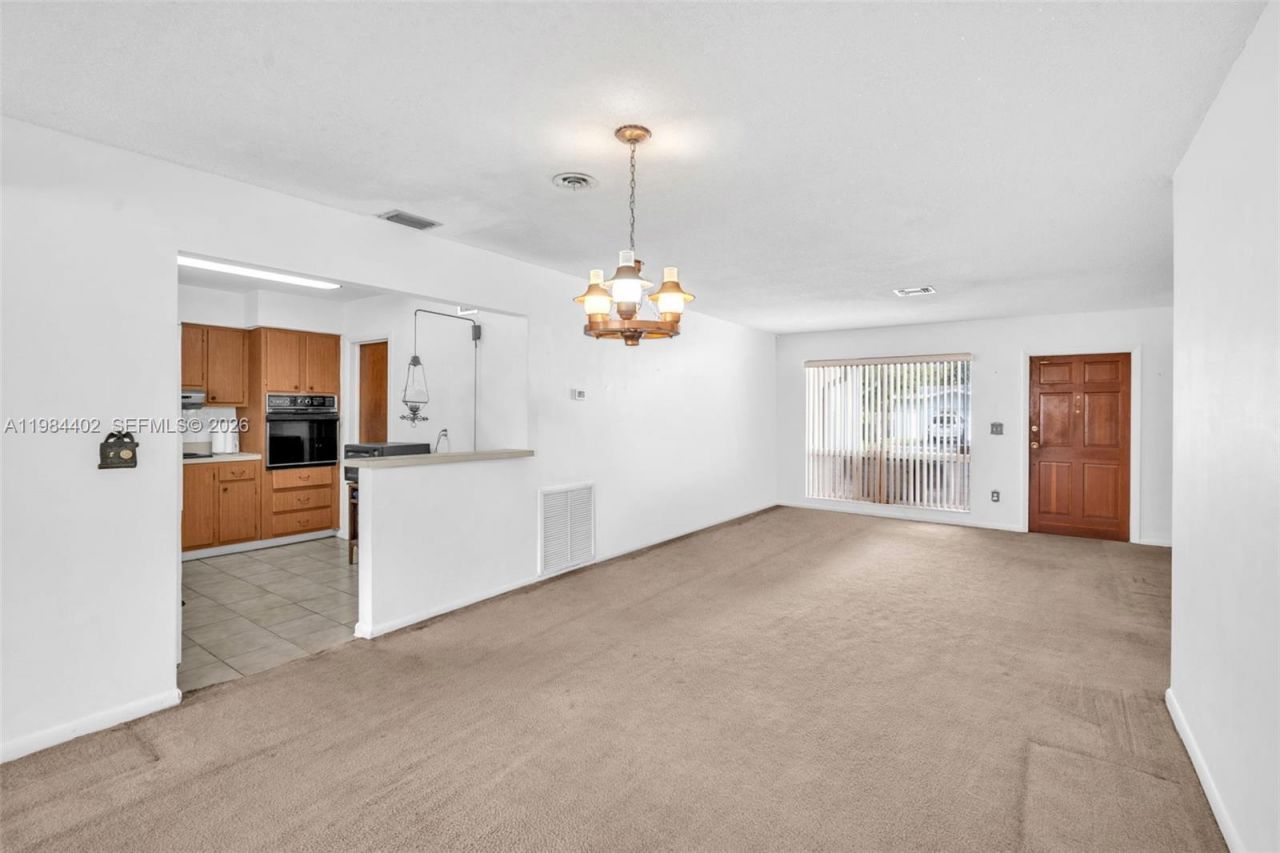 410 SW 71st Ave , Pembroke Pines, FL 33023 Photo