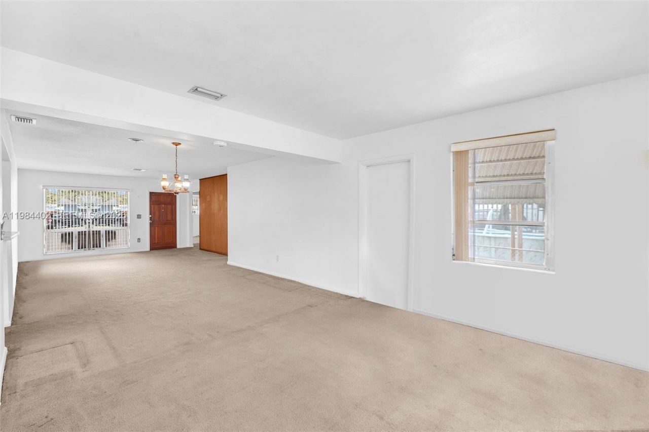 410 SW 71st Ave , Pembroke Pines, FL 33023 Photo