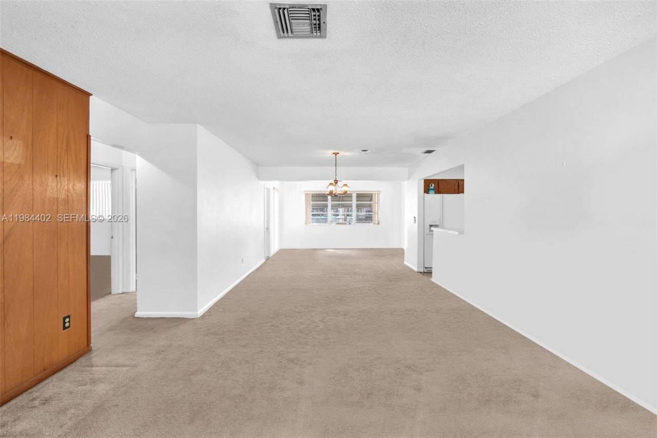 410 SW 71st Ave , Pembroke Pines, FL 33023 Photo