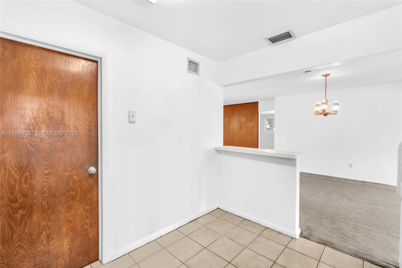 410 SW 71st Ave , Pembroke Pines, FL 33023 Photo